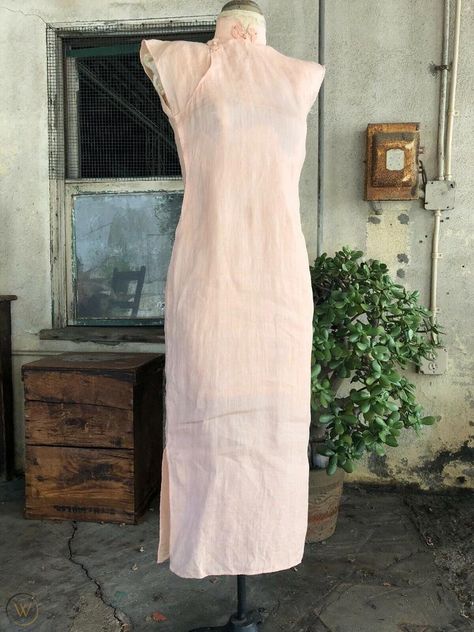 Antique 1930s Chinese Cheongsam Dress Summer Pink Cotton Linen Qipao Vintage | #2012811735 Qipao Vintage, Vintage Cheongsam, Chinese Cheongsam Dress, Eastern Fashion, Chinese Cheongsam, Qipao Cheongsam, Clothes Sewing, Cheongsam Dress, Clothes Sewing Patterns