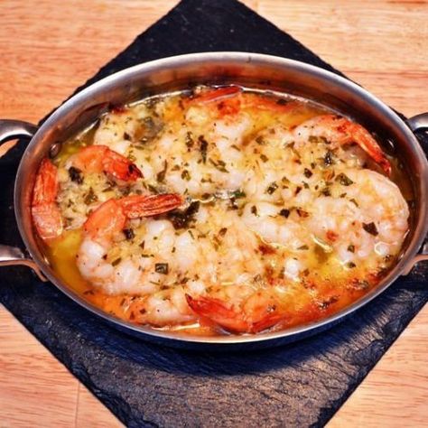 Red Lobster Shrimp Scampi Recipe, Red Lobster Shrimp Scampi, Red Lobster Shrimp, Shrimp Scampi Recipe, Scampi Recipe, Cheddar Biscuits, Shrimp Scampi, Red Lobster, Cat Recipes