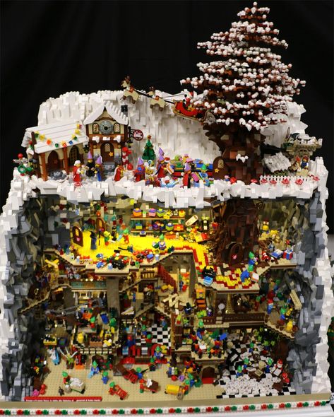 Scene Drawing Ideas, Christmas Scene Drawing, Lego Hacks, Christmas Lego, Lego Christmas Village, Santa Claus Toys, Lego Village, Lego Winter, Lego Knights