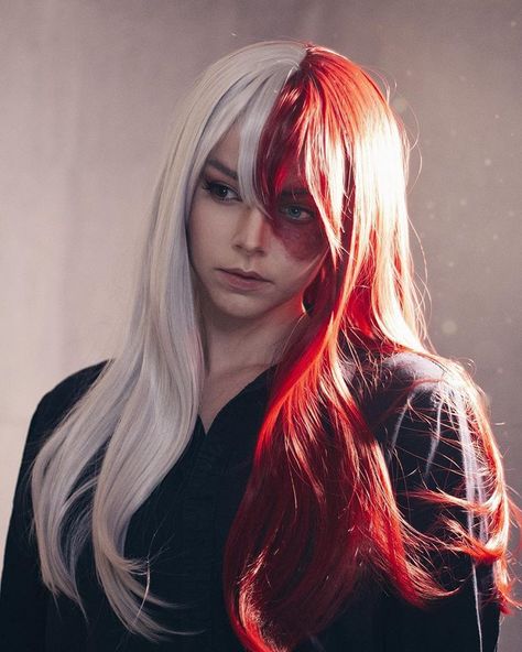 I found a new lighting angle that I like 🙌 My third and final picture of Todoroki, and I wanted to show him as the soft boy he now is 💕 his… Villain Reference, Todoroki Cosplay, Hair Wings, My Hero Academia Cosplay, Manga Hair, Cosplay Inspo, Icy Hot, Soft Boy, Anime Things