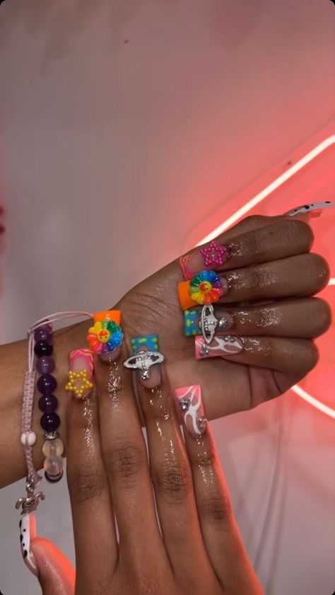 #follow #nailstagrm #nailart #nails #beautyblog #beauty #longnails #acrylicnails #blogging #blog #blogger Duck Nails Acrylic, Junk Nails, Acrylic Nail Set, Punk Nails, Hard Nails, Duck Nails, Drip Nails, Colored Acrylic Nails, Girly Acrylic Nails