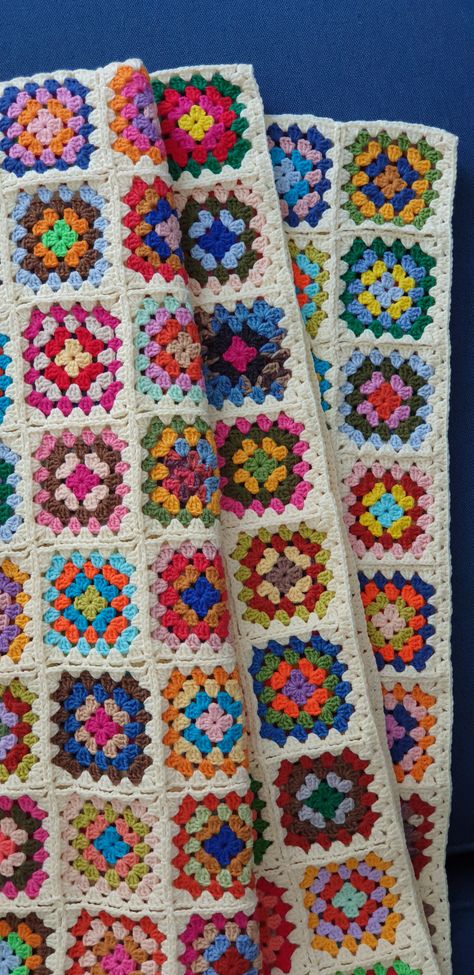 Granny Patchwork Blanket, Multicolor Granny Square Blanket, Crochet Big Granny Square Blanket, Mismatched Granny Square Blanket, Granny Square Picnic Blanket, Granny Square Color Schemes, Grant Square Blanket, Crochet Retro Blanket, Retro Granny Square Blanket