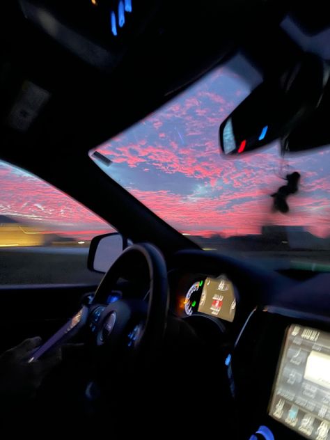 Car With Neon Lights, Adventours Aesthetic, Life Aesthetic Pictures, Trip Songs, Best Road Trip Songs, Road Trip Songs, Driving Aesthetic, Cool Pics, Sky Pics