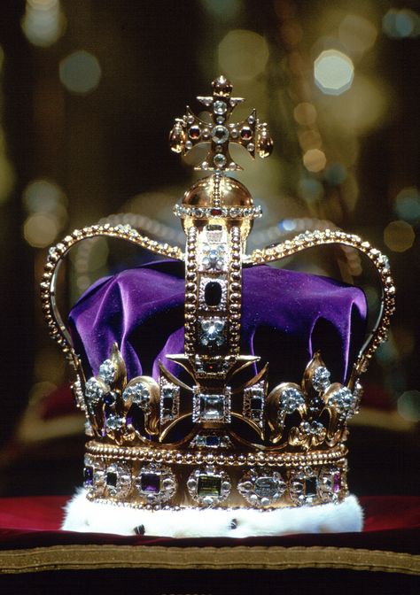 Coronation Crown, St Edward's Crown, King And Queen Crowns, Imperial State Crown, Crown Images, Royal Collection Trust, Crown Party, Royal Crowns, The Coronation