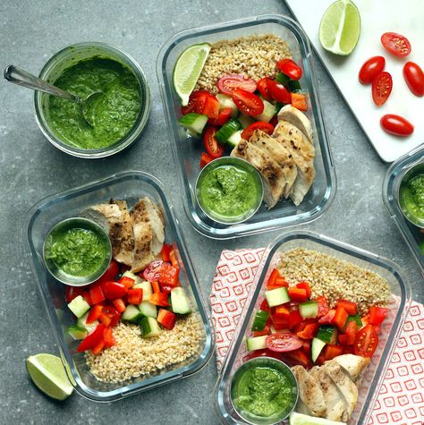 Indian Grain Bowls with Chicken & Vegetables Bowls With Chicken, Chicken Pita Recipes, 1200 Calorie Diet Meal Plans, Low Calorie Lunches, Pita Recipes, Grain Bowls, Broiled Chicken, High Protein Meal Prep, Flat Belly Diet