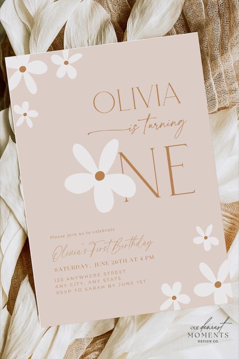 Celebrate your little girls's 'Boho Daisy" First Birthday in style with our digital 1st birthday invitation template! Effortlessly customize and share the joy online with this chic design. A perfect base for your fairy first decor to set the tone for a beautiful event! Perfect for hassle-free party planning. Make the day memorable and share the excitement with friends and family. Instant Download with the option of sending via text or printing Daisy Boho Party, Daisy 1st Birthday Invitation, Daisy First Birthday Invitation, Daisy Party Invitations, Daisy Invitations Birthday, First Birthday Girl Daisy Theme, Birthday One Year Girl, First Birthday Girl Invitations, One Derful First Birthday Girl