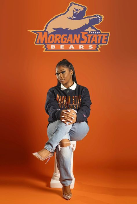 College Selection Reveal, Picture Day Outfit Inspo Highschool, Decision Day Photoshoot Black, College Decision Day Photoshoot, Decision Day College Pictures, College Decision Pictures, Hbcu Photoshoot, College Reveal Photoshoot, College Decision Photoshoot