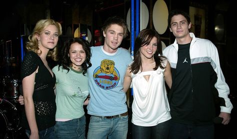 Austin Nichols, One Tree Hill Cast, Bethany Joy Lenz, Haley James Scott, Hilarie Burton, James Lafferty, Kelly Monaco, Lucas Scott, James Scott