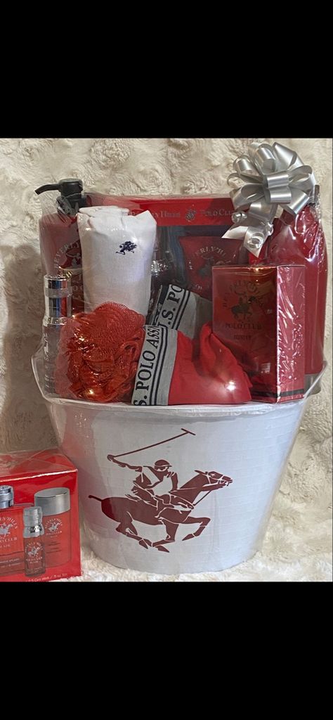 Polo Gift Basket For Him, Shaving Gift Basket For Men, Men’s Gift Basket Ideas, Black Gift Basket, Gift Basket For Men, Basket For Men, Beer Gifts Basket, Luxury Gift Basket, Gifts Baskets