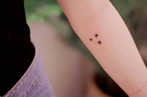 Harry potter book stars tattoo on the inner forearm. Harry Potter Stars Tattoo, Harry Potter Star Tattoo, Harry Potter Stars, Books Harry Potter, English Culture, Stars Astronomy, Stars Tattoo, Astronomy Stars, Inner Forearm Tattoo