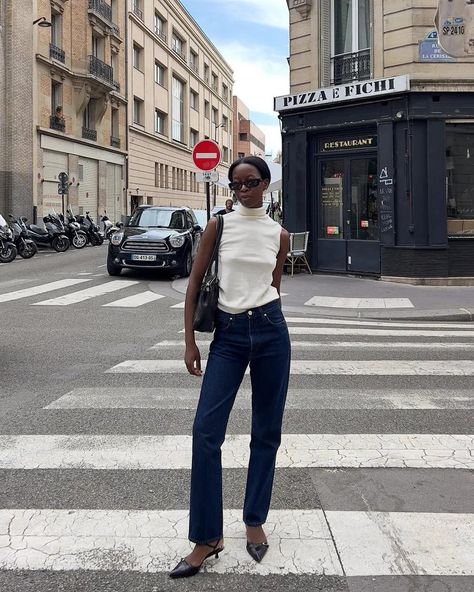 How to Look Richer Than You Are: 10 Essential Styling Tips | Who What Wear Dark Denim Outfit, Dark Washed Jeans Outfit, Chic Denim Outfits, Dark Blue Jeans Outfit, Dark Jeans Outfit, Blue Denim Jeans Outfit, Wash Jeans Outfit, Denim Jeans Outfit, Blue Jean Outfits