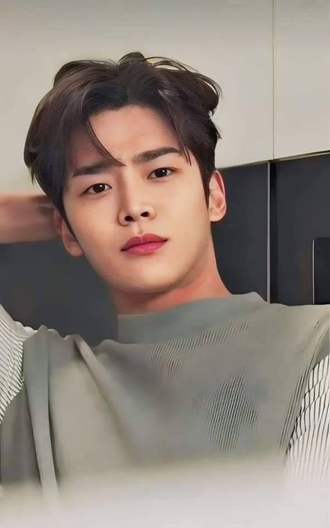 Korea Hair Color, Hairstyles Zayn, Most Handsome Korean Actors, Zayn Malik Hairstyle, Kim Rowoon, Rowoon Sf9, Sf9 Rowoon, Kim Seok Woo, Handsome Korean