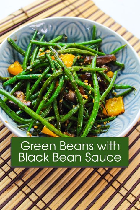 Chinese Green Beans, Green Beans And Mushrooms, Asian Green Beans, Stir Fry Green Beans, Delicious Green Beans, Take Out Food, Blanching Green Beans, Vegetarian Oyster Sauce, Easy Green Beans