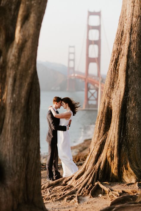 Sf Couple Photoshoot, Sf Engagement Photos, Golden Gate Photoshoot, San Francisco Photoshoot, San Francisco Elopement, Sf Engagement Photoshoot, San Francisco Wedding, Golden Gate Bridge Picture Ideas Couples, Golden Gate Couple Pictures