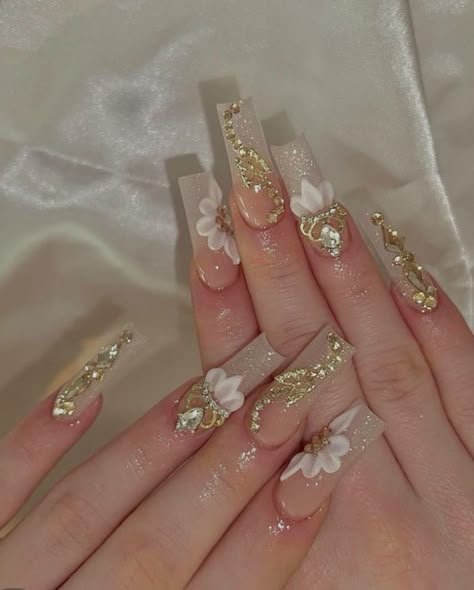 Sweet 16 Nails, Champagne Nails, Quince Nails, Quinceanera Nails, Gold Acrylic Nails, Girly Acrylic Nails, Unique Acrylic Nails, Long Square Acrylic Nails, Bling Acrylic Nails