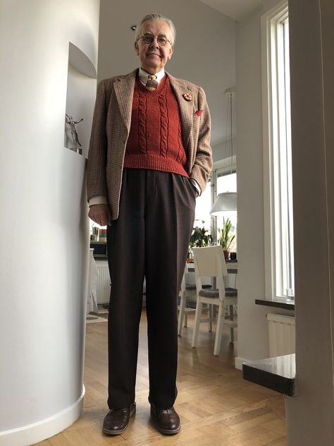 Grandfather Outfit Men, 1940s Outfits Men, Eclectic Grandpa Mens Fashion, Italian Grandpa Style, Grandpa Aesthetic Outfit Men, Old Man Core, Old Man Suit, Grandpa Core Aesthetic, Old Man Aesthetic