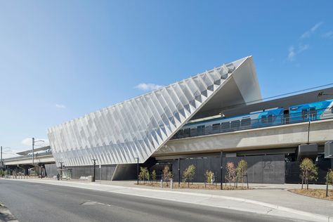 Train Station Architecture, Steel Cladding, Canopy Frame, Public Architecture, Space Frame, Canopy Design, Australian Architecture, Architecture Awards, Urban Setting