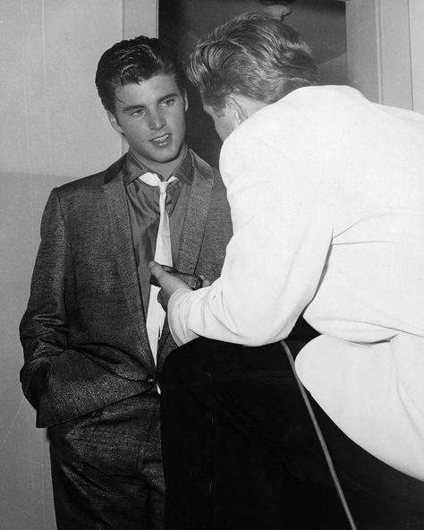 Rick Nelson, 60s Men, Finest Men, Ricky Nelson, Hot Army Men, Model Inspo, Old Singers, Ozzy Osbourne, Young And Beautiful