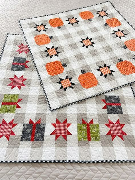 Buffalo Check Table, Autumn Quilts, Mini Patchwork, Halloween Quilt Patterns, Fall Quilt Patterns, Table Topper Patterns, Fall Quilt, Quilted Placemats, Halloween Quilt