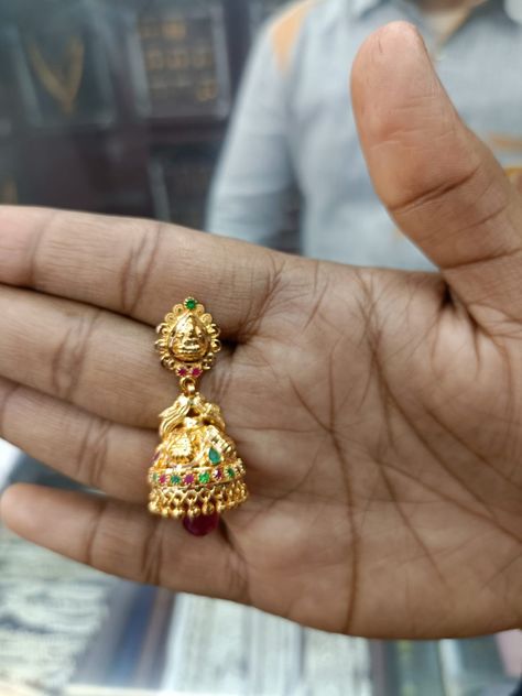 Buttalu Earrings Gold Bridal Latest, Buttalu Earrings Gold Bridal, Buttalu Earrings Gold, Buttalu Earrings, Buttalu Gold, Gold Buttalu, Indian Gold Necklace Designs, Gold Jhumkas, Temple Jewellery Earrings