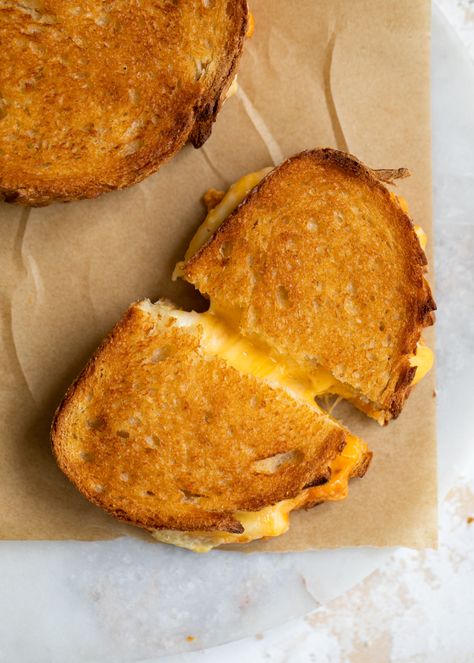 Air Fryer Grilled Cheese | Gimme Delicious Grilled Cheese Aesthetic, Grilled Cheese Air Fryer, Grilled Cheese Ideas, Air Fryer Grilled Cheese, Pokemon Food, Baked Orange Chicken, Gimme Delicious, Grill Cheese, Making Grilled Cheese