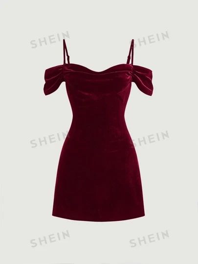 Velvet Red Dress, Red Velvet Dress, Dress For Short Women, Short Dress, Dress P, Fashion Online Shop, Online Fashion, All Fashion, Men's Clothing