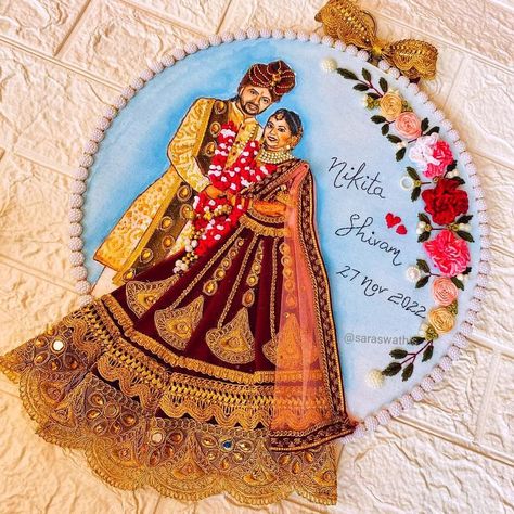 Haldi Pose, Marriage Painting, Loop Art, Wedding Embroidery Hoop, Wedding Packing, Gifts Packing, Marriage Gift, Embroidery Hoop Art Diy, Homemade Anniversary Gifts