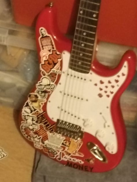 bit of a stickerbomb Electric Guitar With Stickers, Stickers On Guitar, Electric Guitar Stickers, Guitar With Stickers, Red Electric Guitar, Red Guitar, Guitar Stickers, Electric Guitar Design, Sticker Bomb