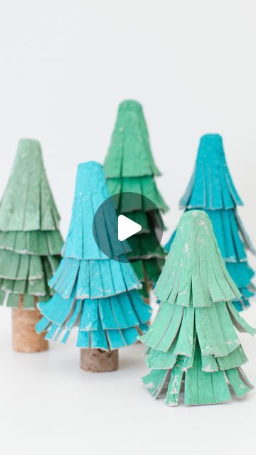 Kathryn on Instagram: "Egg Carton Christmas Trees! Sorry it’s another Christmas 2020 throwback 😅 Highly recommend painting your egg cartons first before you cut them out, makes for so much less mess! Sparkles from @theglittertribe #averycardboardchristmas #christmascrafts #recycledcrafts #diychristmas #handmadechristmas #homemadechristmas #recycleandplay #wearecardboardfolk #cardboardcreations #kidscraft #bioglitter #ecoglitter" Carton Christmas Tree, Egg Carton Christmas, Art Camp Projects, Egg Cartons, Winter Frost, Kids' Crafts, Egg Carton, Camping Art, Christmas 2020