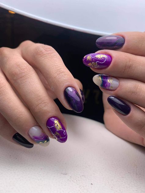 galaxy nails, gold leaves on nails, marble nails Galaxy Marble Nails, Purple Abstract Nails, 50 Shades Of Purple, Nails Marble, Abstract Nails, Nails Gold, Galaxy Nails, Purple Marble, Marble And Gold