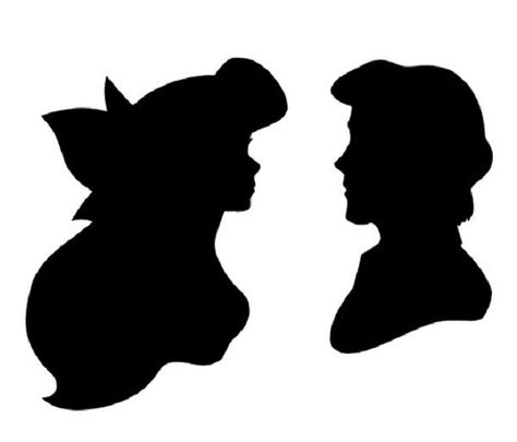 Ariel and Prince Eric silhouettes Ariel Prince, Silhouettes Disney, Disney Princess Silhouette, Tattoo Mermaid, Disney Amor, Deco Disney, Disney Silhouette, Disney Silhouettes, Princess Silhouette