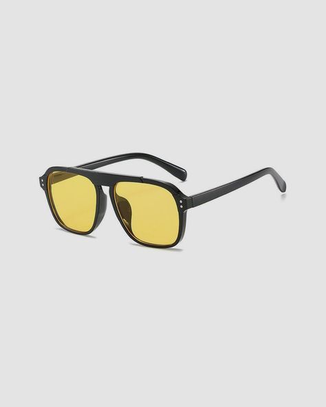 Sunglasses With Yellow Lenses, Glasses With Yellow Lenses, Yellow Glasses Aesthetic, Yellow Sunglasses Aesthetic, Yellow Sunglasses Outfit, Yellow Sunglasses Men, Yellow Lens Glasses, Yellow Tinted Sunglasses, Men Outfits Ideas