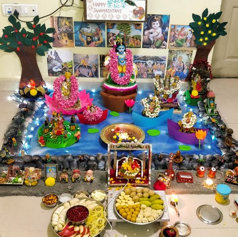 Janmshatmi Decoration, Krishna Jhanki At Home, Jhanki Decoration Ideas, Janmashtami Jhanki Decoration, Janmasthami Creative Decoration, Jamastami Decor At Home, Janmashtami Jhanki Ideas, Janamastmi Decoration At Home Simple, Krishna Ashtami Decoration