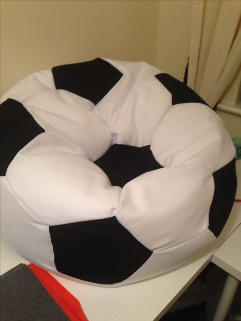 Freddie's football beanbag - I used honeycomb parc fabric which meant I didn't need to worry about seam finishing (there were a lot!!!) Been Bag, Diy Bean Bag, Bean Bag Filling, Food Gift Cards, Football Outfits, Bedroom Chair, Kids Playground, Work Bag, Baby Games