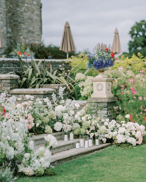 Stunning floral ceremony backdrop created by the incredible @wild_bunch_flowers 🌸 We have had the honor of witnessing many couples say 'I do' at these iconic @luttrellstowncastleresort steps ♥️ Wildflower Field Wedding Ceremony, Wildflower Field Wedding, Field Wedding Ceremony, Floral Ceremony Backdrop, Floral Ceremony, Floral Meadow, Wild Bunch, Field Wedding, Wildflower Field