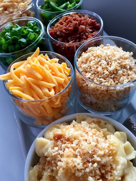 Creamy Mac and Cheese Buffet with Assorted Toppings | Great Taste Buds Cheese Buffet, Party Food Bars, Cheese Bar, Pasta Bar, Creamy Mac And Cheese, Bar Wedding, Food Stations, Super Bowl Sunday, Coarse Salt