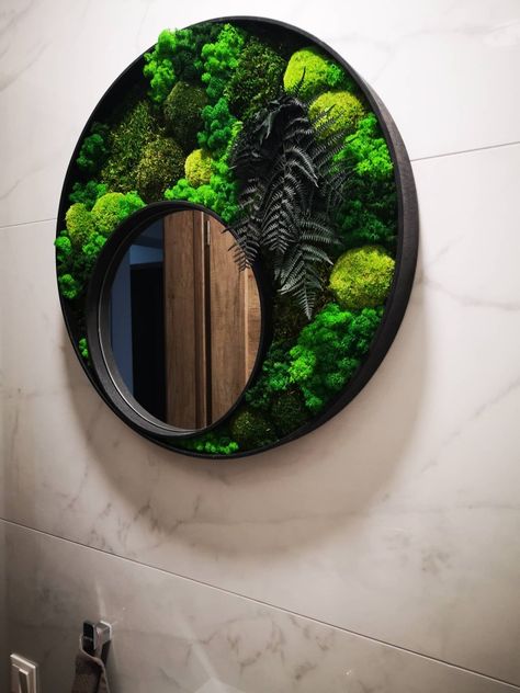 Moss Inside Garden, Moss Decor, Moss Wall Art, Moss Art, Art Decor Diy, Diy Backyard Landscaping, Moss Wall, Entrance Design, Massage Room