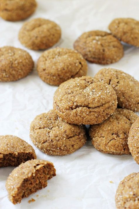 Whole Wheat Pumpkin Cookies, Cookies With Pumpkin, Pumpkin Cookies Recipe, Coconut Oil Cookies, Healthier Baking, Pumpkin Cookie Recipe, Healthy Cookie, No Flour Cookies, Sugar Pumpkin