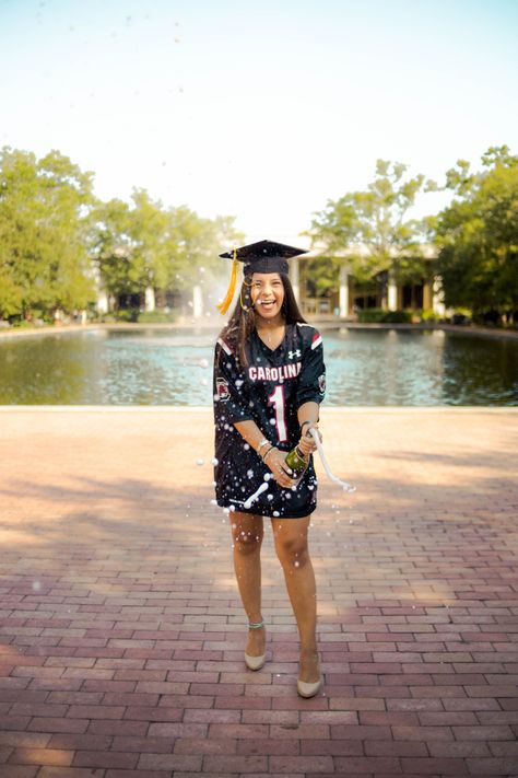 University Of South Carolina Graduation Pictures, Jersey Graduation Pictures, Ucf Graduation Pictures, Gre Study, Usc Graduation, Grad Photo Ideas, Grad Invites, Ucf Grad, Pharmacy Graduation