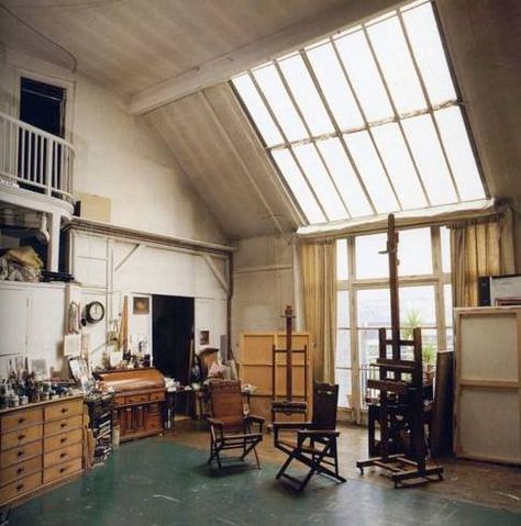 Parisian Studio Home Art Studios, Art Studio Space, Art Studio Organization, Art Studio Room, Art Studio Design, Artistic Space, Art Studio At Home, Studio Organization, Dream Studio