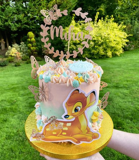 Bambi Cake Design Images (Bambi Birthday Cake Ideas) Bambi Cake Ideas, Bambi Birthday Cakes, Cake Bambi, Bambi Cake, Cinderella Cake Designs, Bambi Birthday, Bambi Baby, Minnie Mouse Birthday Party Decorations