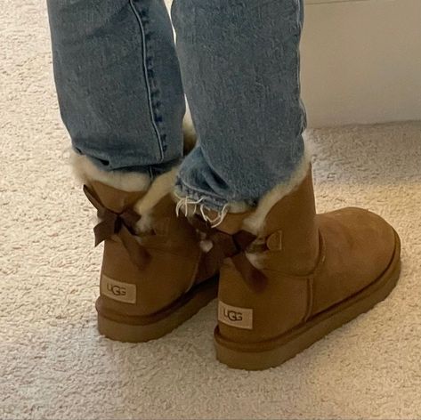 Cute Uggs, Dr Shoes, Uggs Outfit, Girly Shoes, Shoe Inspo, Aesthetic Shoes, Fall Fits, Winter Fits, Swag Shoes