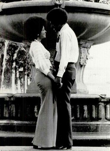 Life, 1973 Under The Hawthorn Tree, 70s Couple, Black Photos, Hawthorn Tree, African Love, Ebony Magazine, Couple Holding Hands, Vintage Couples, Black Couple