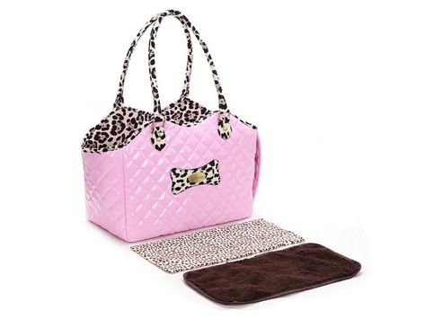 Pink pet carrier 🎀💖 #petfashion #dogmom #dogcarrier #petcarrier #carrier #bag Dog Bag Carrier, Puppy Bag, Cat Carrier Bag, Small Puppy, Pink Pet, Cat Training Pads, Cat Odor, Cat Dander, Cat Shedding