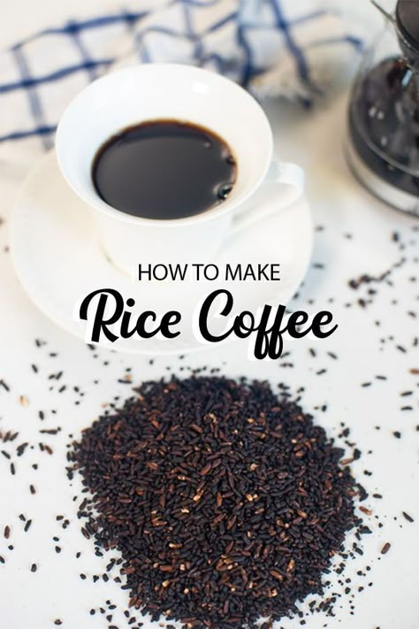 Here's a delicious and easy to make Rice Coffee drink that can be served as a coffee substitute. It has no caffeine, gluten-free, and has a very low-calorie hit. Give this healthy drink a try! Rice Drink, No Caffeine, Vegan Asian Recipes, Coffee Substitute, Healing Tea, Smoothie Drink Recipes, Refreshing Drinks Recipes, Coffee Serving, Delicious Drink Recipes