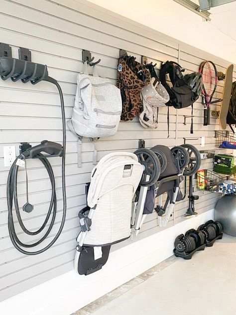 Diy Garage Gym, Garage Storage Inspiration, Garage Storage Ideas, Garage Design Interior, Garage Organisation, Garage Renovation, Garage Organization Diy, Diy Garage Door, Garage Organize