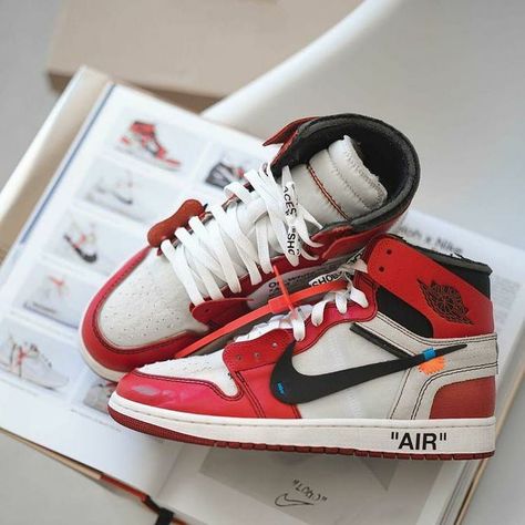 Jordan 1 Off White Chicago, Sneaker Wallpaper, Off White Jordan 1, Jordan 1 Off White, Air Jordan 1 Outfit, Jordan Basketball Shoes, Shoes Wallpaper, White Jordans, Fresh Shoes