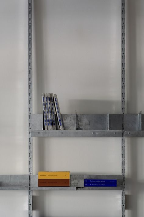 Industrial Library Design, Industrial Library, Office Shelf, Space Projects, Aluminum Furniture, Room Partition, Steel Shelf, Shelving Systems, Library Design