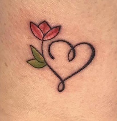 Tattoo Ideas Female Heart, Rose And Heart Tattoo, Granddaughter Tattoo, Small Ankle Tattoo, Jersey Tattoo, Jing Jang, Simple Heart Tattoos, Lace Tattoo Design, Tattoo Tiny