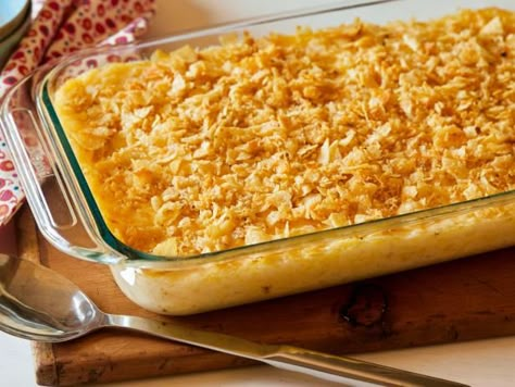 Get Funeral Potatoes Recipe from Food Network The Pioneer Woman Recipes, Best Potato Recipes, Popular Food, Pioneer Woman Recipes, Ideas Food, Ree Drummond, How To Cook Potatoes, Paula Deen, The Pioneer Woman